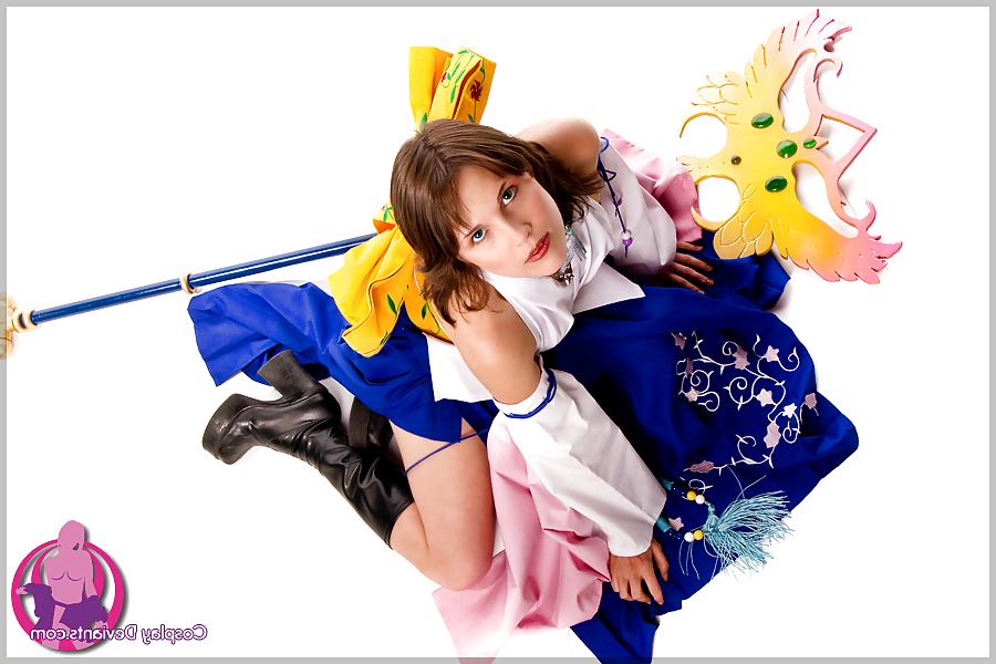 25P Cosplay - Final Fantasy - Yuna - Summoner