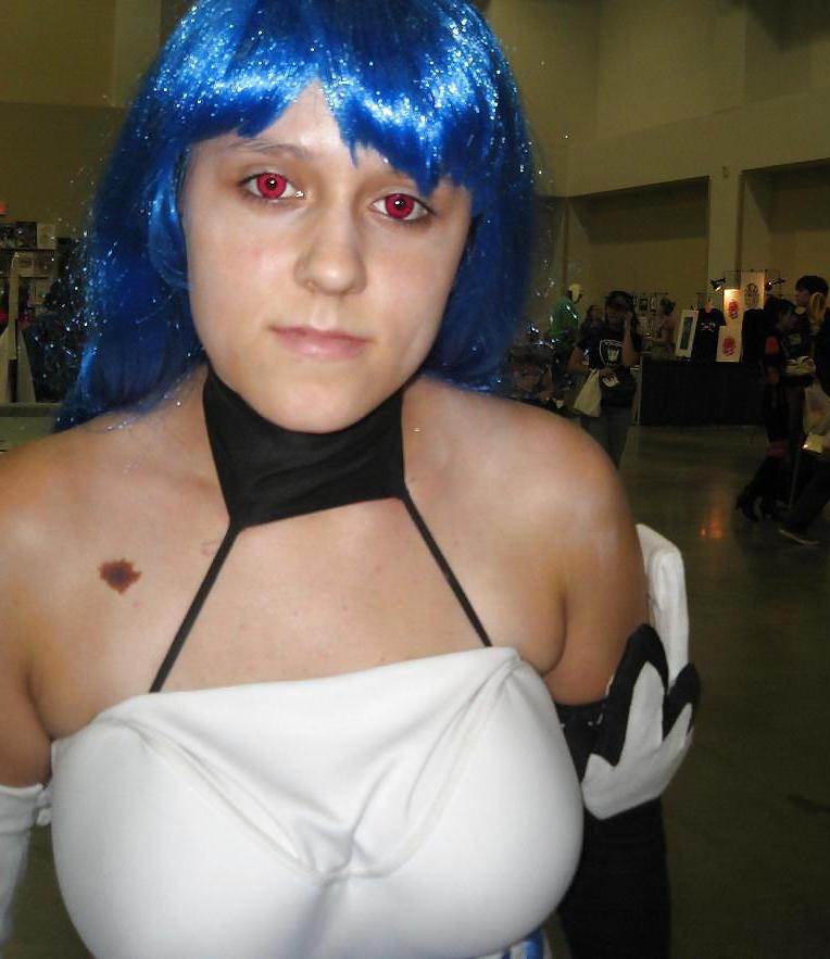 6P Cute Busty Cosplay Teen Girl - Kos-mos