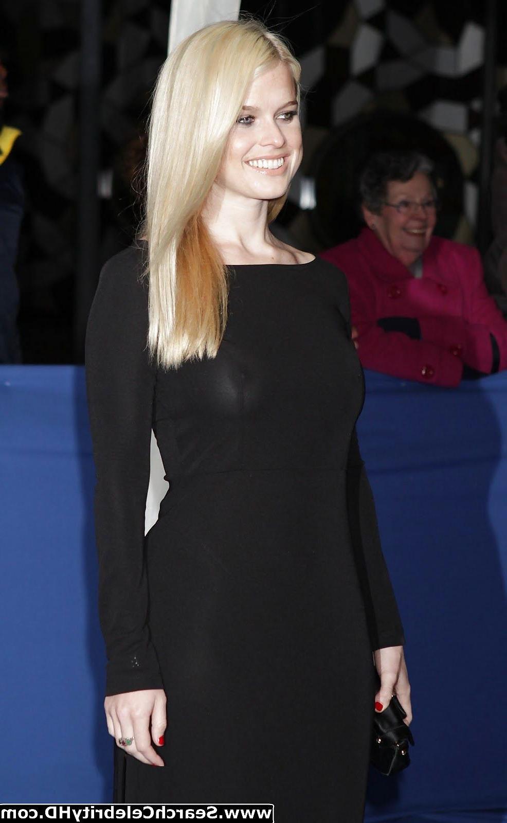 25P Alice Eve Braless Nipples See-Through Black Dress