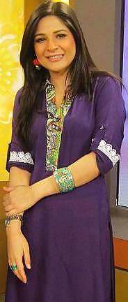 25P Hot Pakistani Slut Aesha, a treat for Big Black Cocks