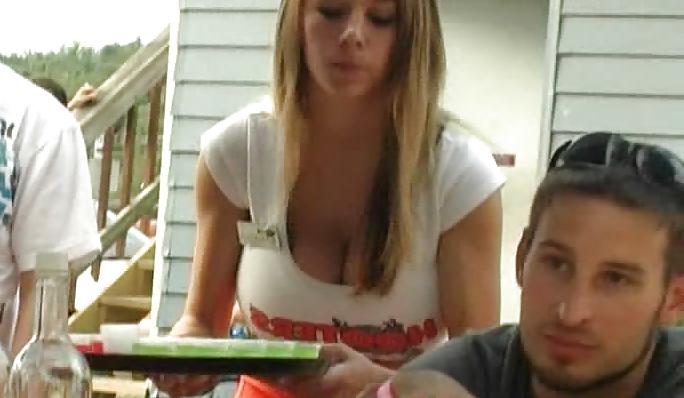 24P Busty Tits & Perfect Body - Hooters Girl, Danielle Houghton 
