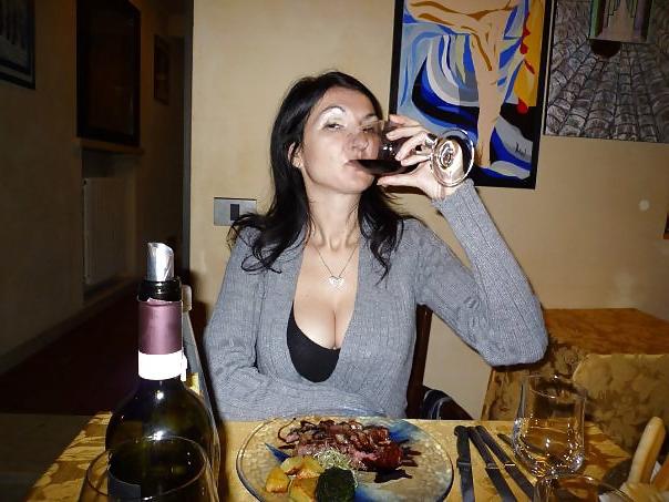 18P Elena  ha tanta voglia di cazzo