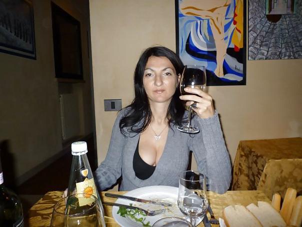 18P Elena  ha tanta voglia di cazzo