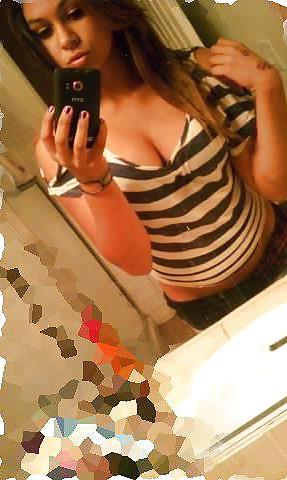 18P Racheal with nice ass and tits(comment dirty)
