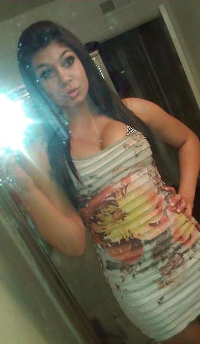 18P Racheal with nice ass and tits(comment dirty)