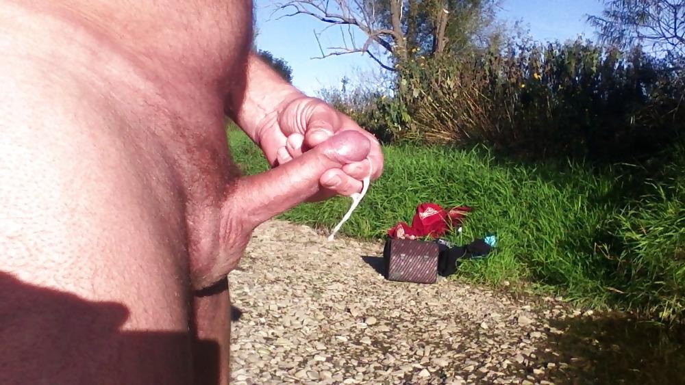 15P Big cock in nature a lot of cum