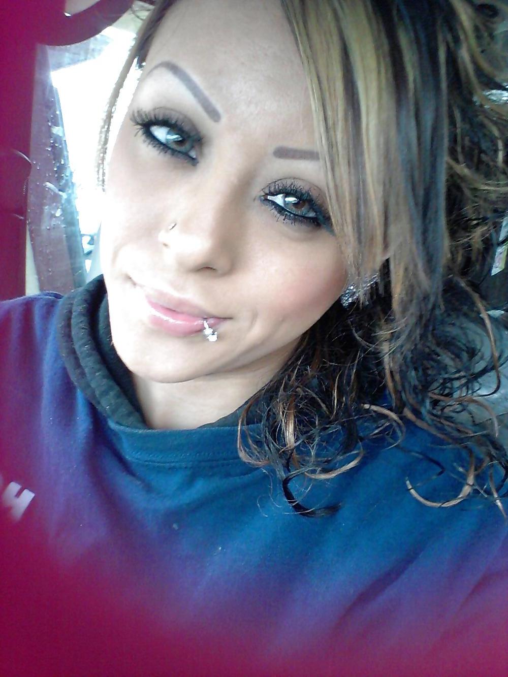 25P Daisy. whould you fuck her?leave dirty coments