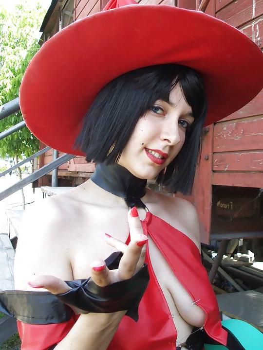 9P Grazia cosplay