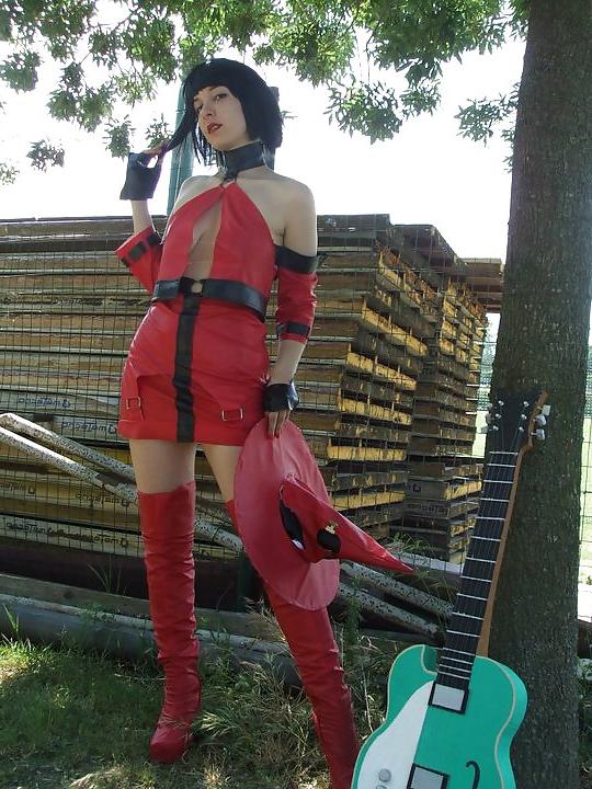 9P Grazia cosplay