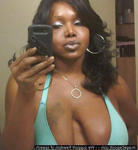 25P HOT BODY TRANNY!COMMENT PLZ!