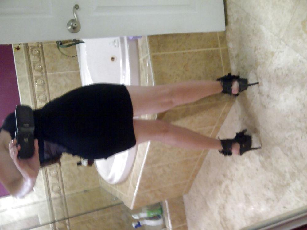 25P My dirty sexy feet