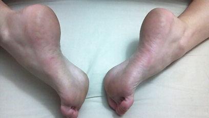 25P My dirty sexy feet