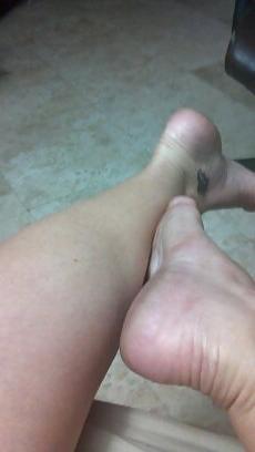 25P My dirty sexy feet