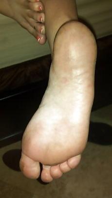 25P My dirty sexy feet