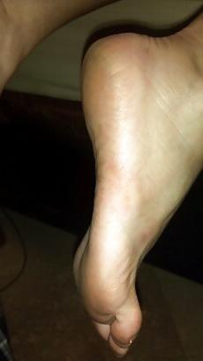 25P My dirty sexy feet