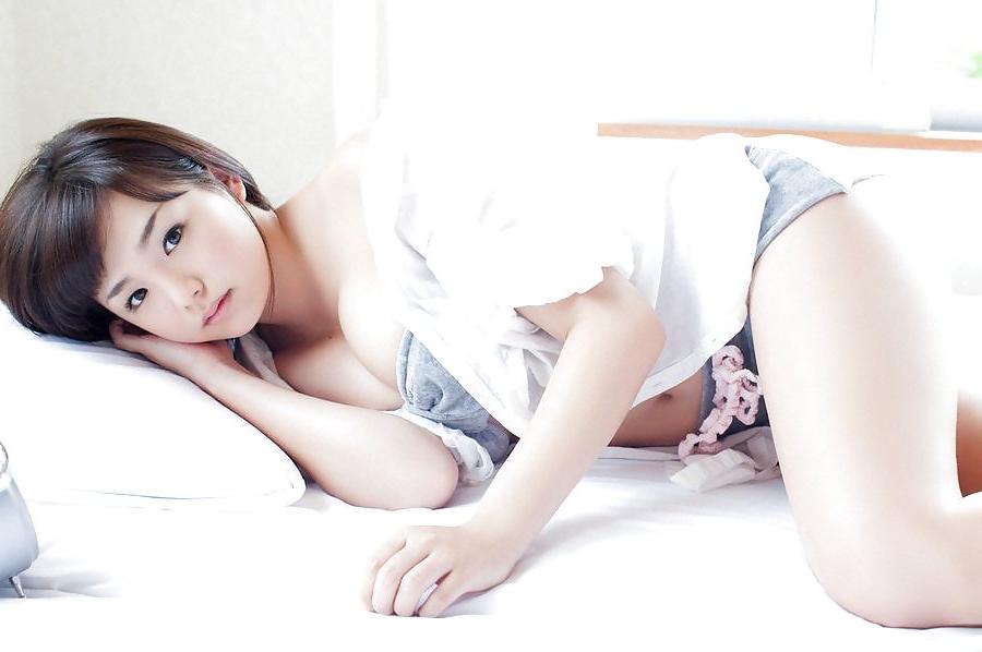 25P Ai Shinozaki (busty J-idol)