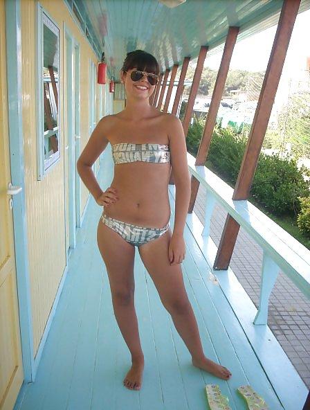 21P Teen Bitches - Comment dirty which one u wanna see nude ?