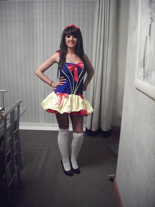 25P Slutz in fancy dress 4