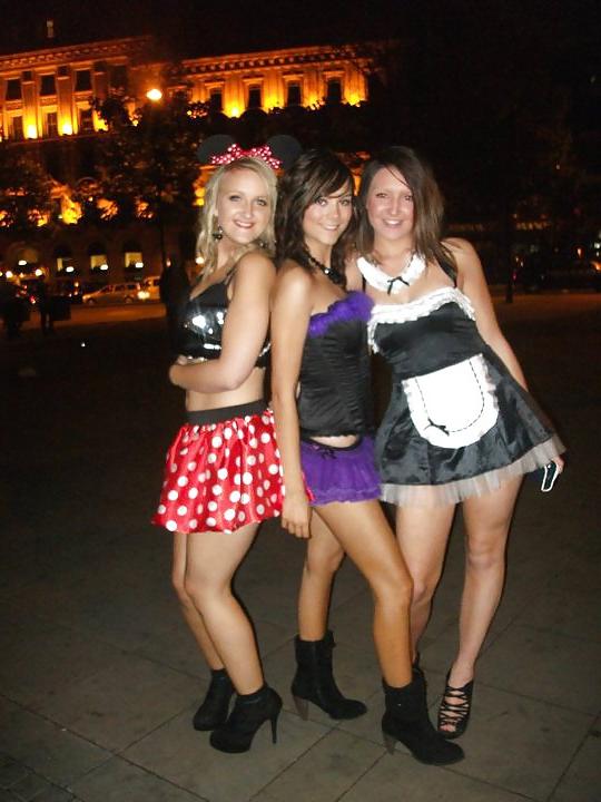 25P Slutz in fancy dress 4