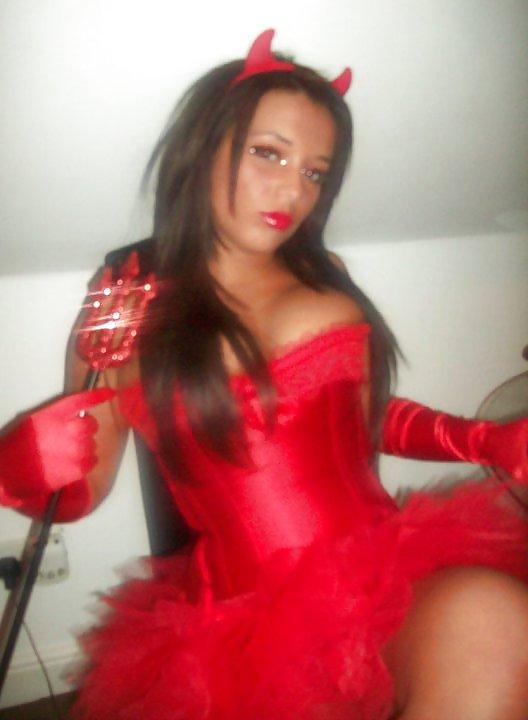 25P Slutz in fancy dress 4