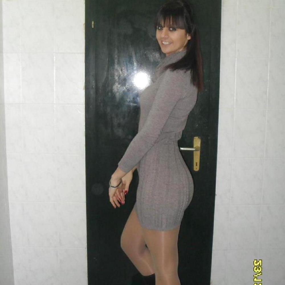 12P Serbian girl: bojana
