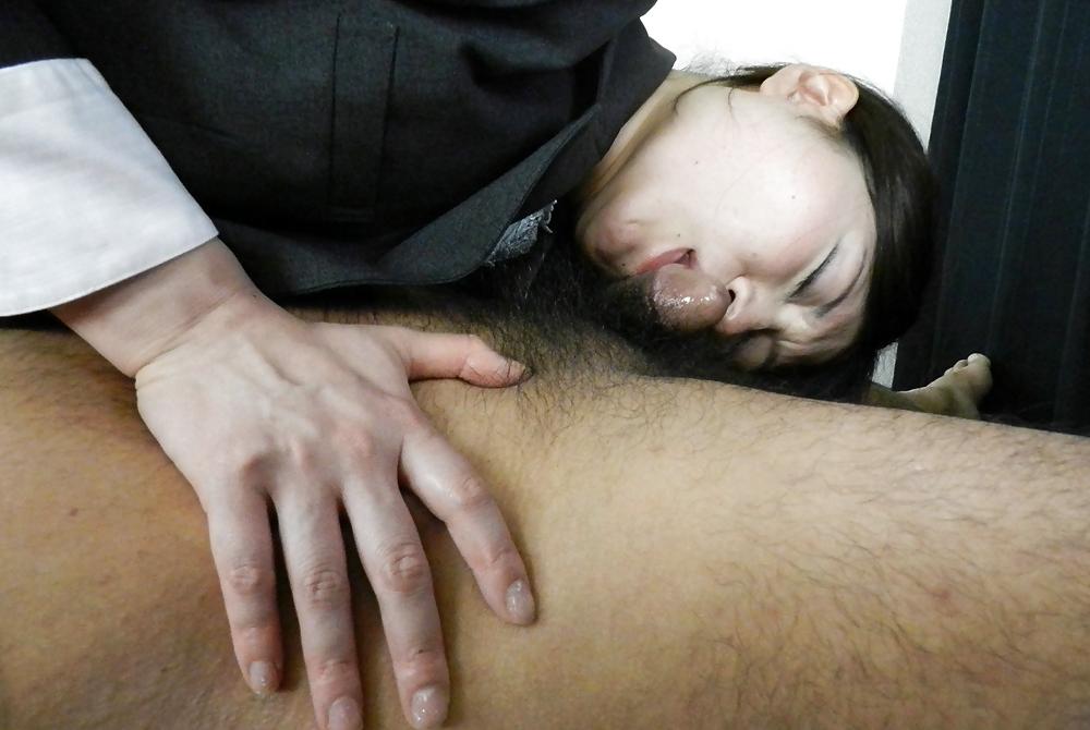 21P Japanese girl testing sex toy