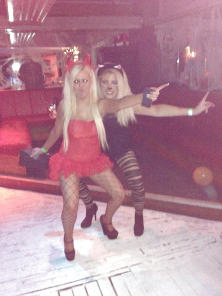 25P Slutz in fancy dress 7