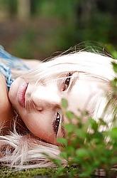20P Sexy teen naked in the forest