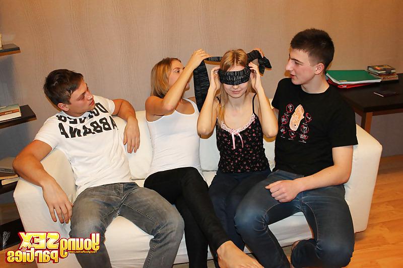 16P Hot young sex party pics