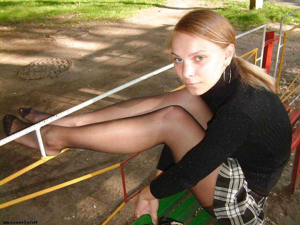 25P Geile Girls in Pantyhose