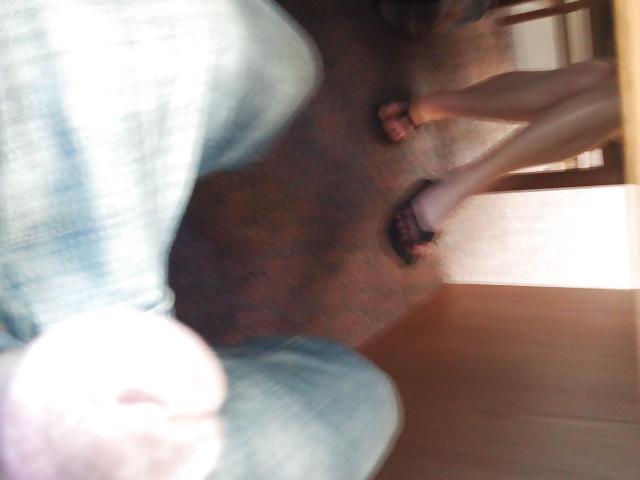 7P Candid Feet: Dick Flash For Feet II