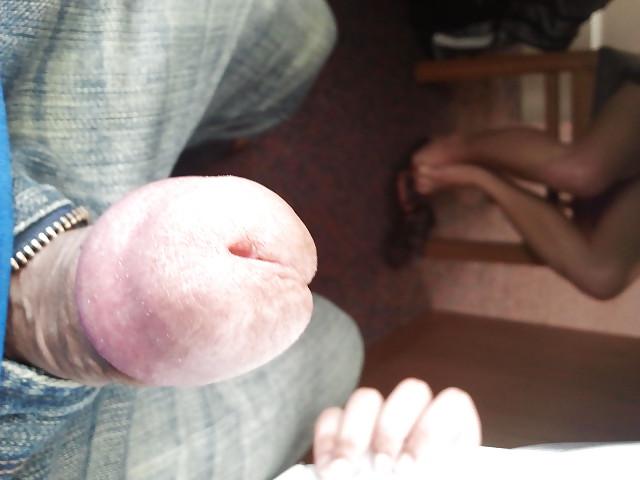 7P Candid Feet: Dick Flash For Feet II