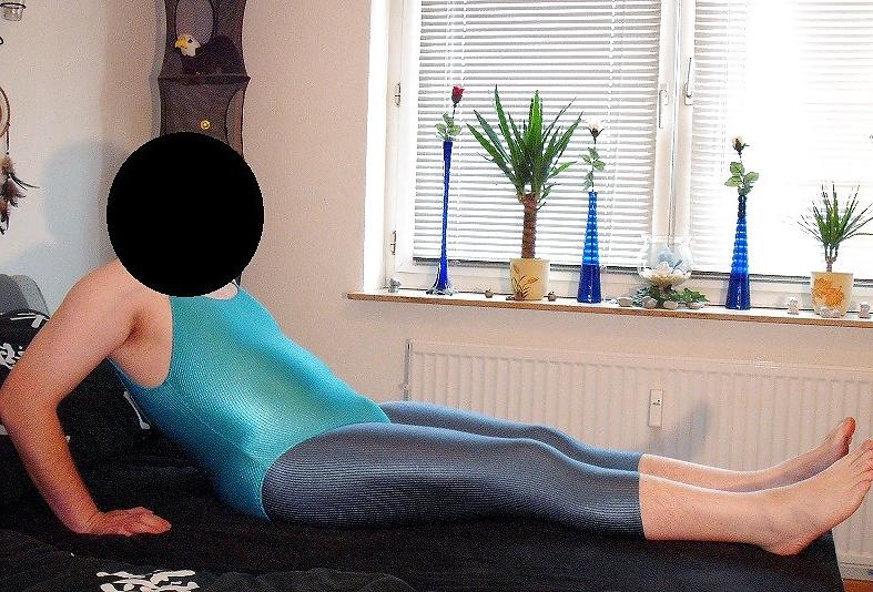 11P Swimsuit badeanzug und leggins