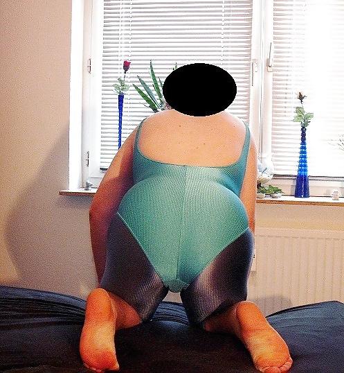 11P Swimsuit badeanzug und leggins