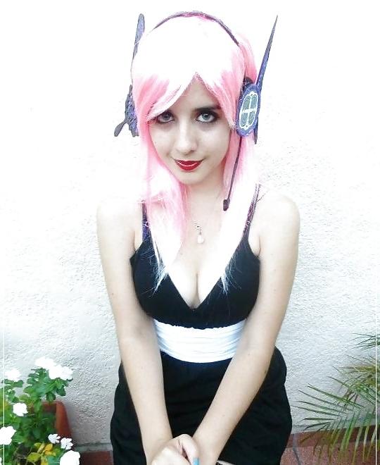 25P Teen cosplay 2