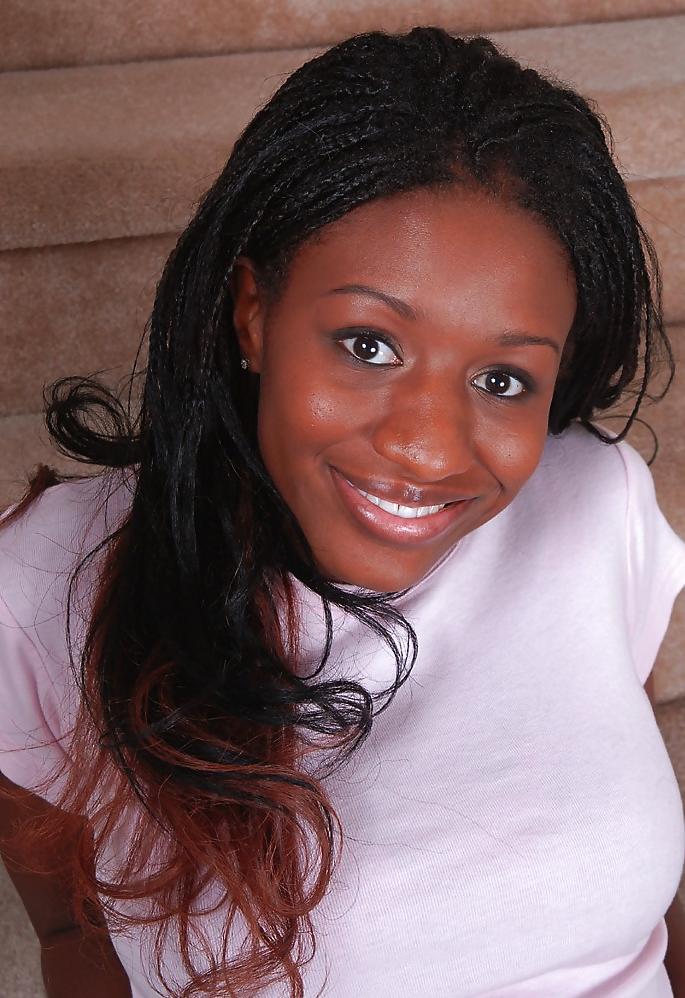 24P Berlin - Ebony Beauty