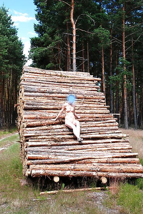 13P Geiler wald spaziergang horny walk through the forest