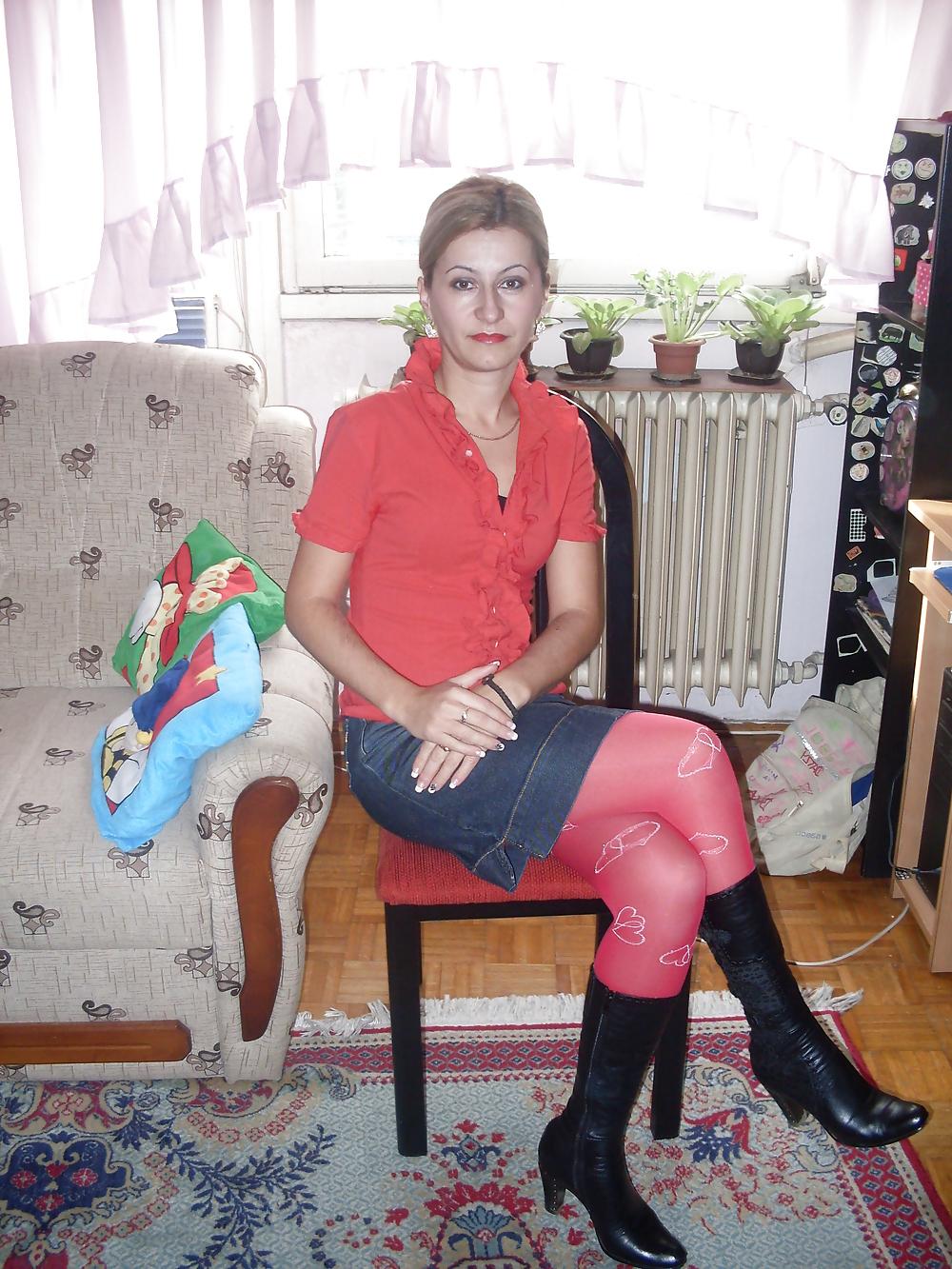 25P Serbian slut