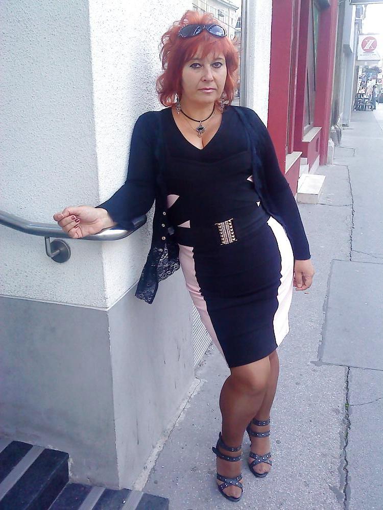 25P Serbian slut