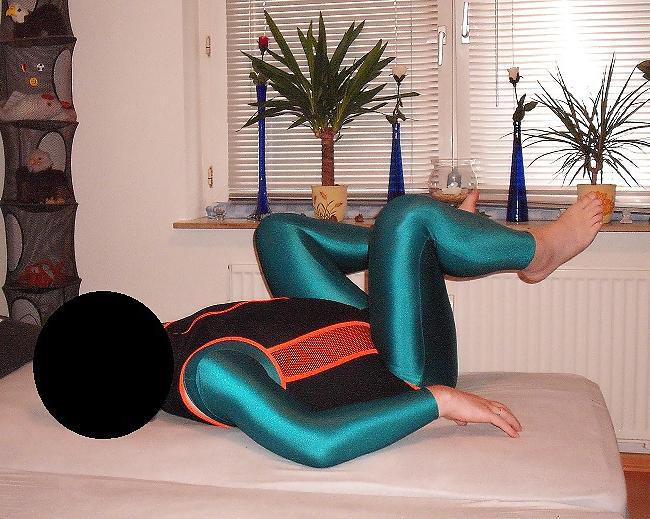 10P Swimsuit badeanzug und leggins