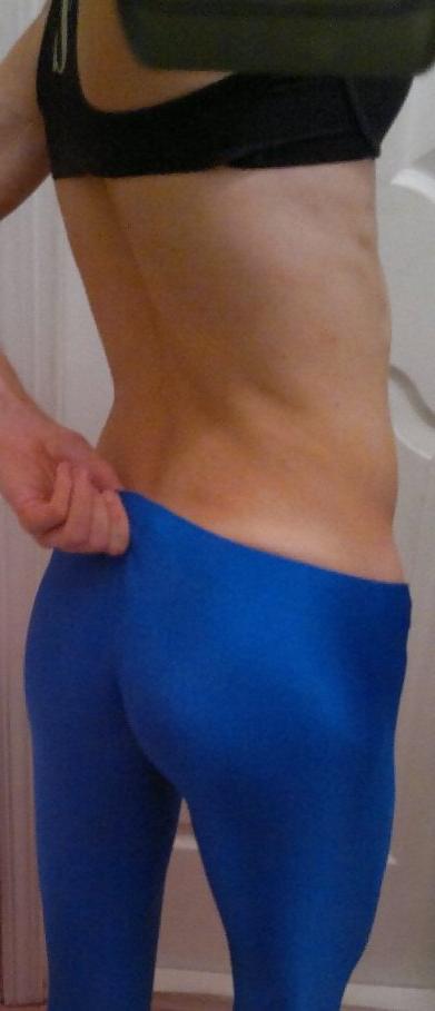 5P Tight blue pants 1