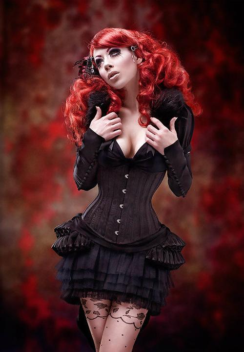 25P Corset II