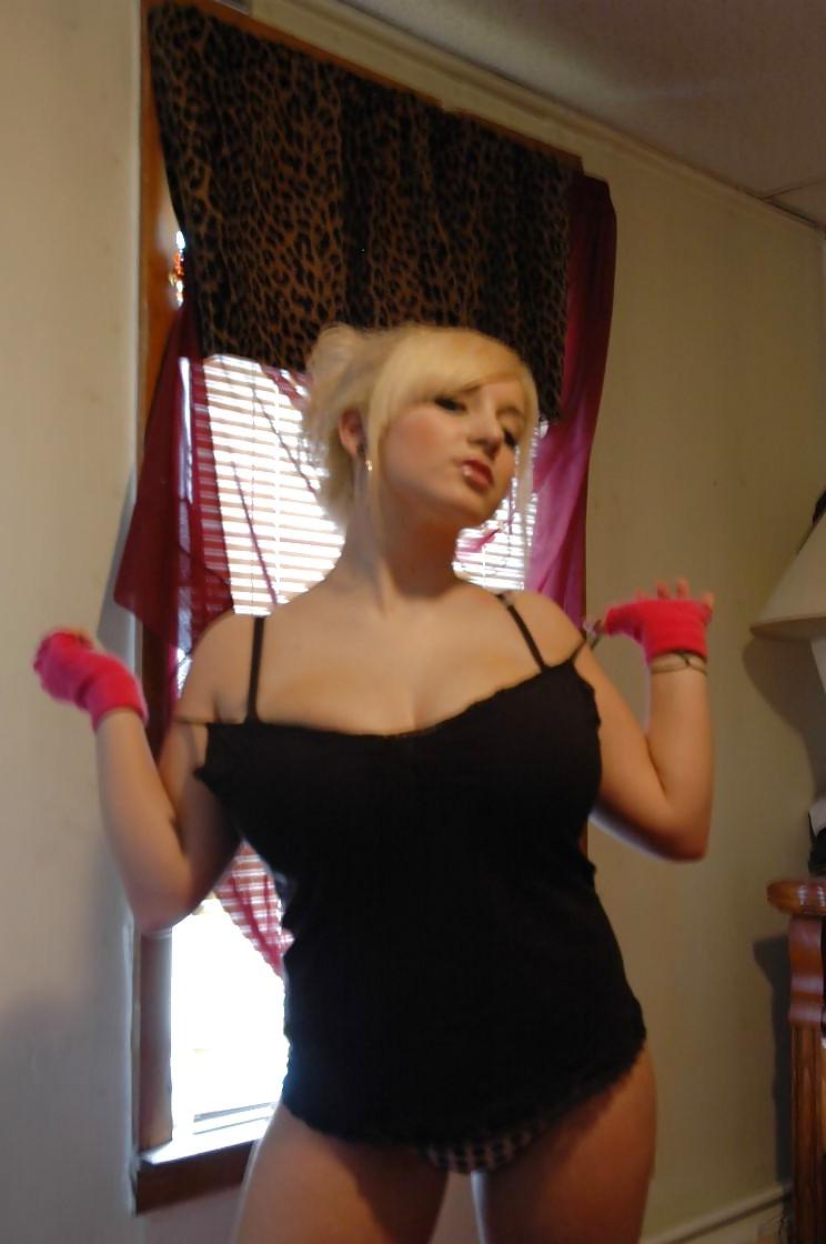 25P Busty Blonde Teen P1