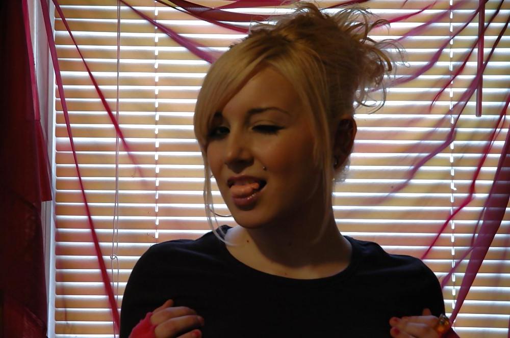 25P Busty Blonde Teen P1