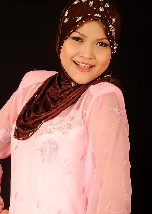 25P Malay awek artis & akak 