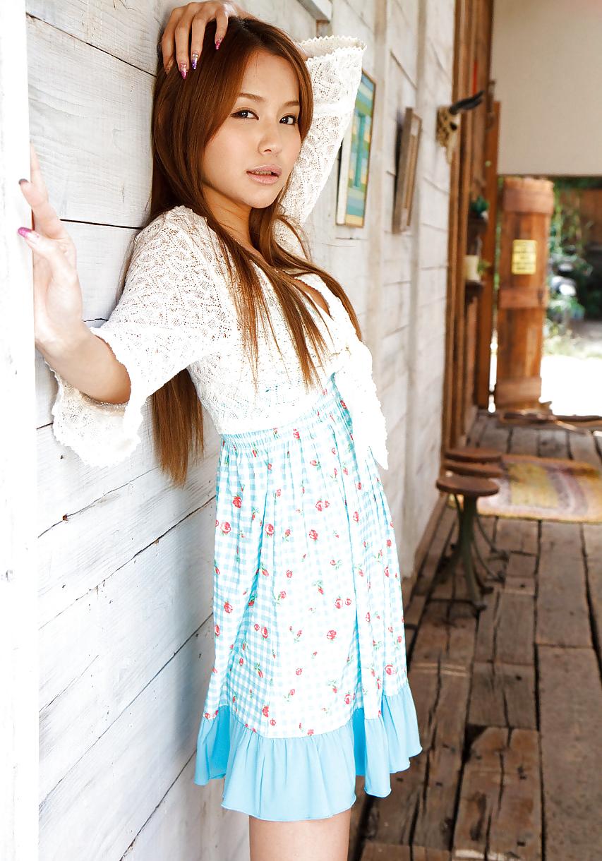 13P Japanese girl in summer dress