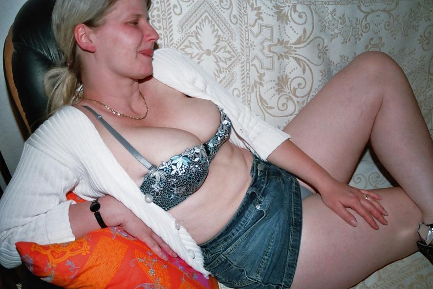 20P SAG - Wife's Hot Body In Short Tight Slinky Denim Skirt 09