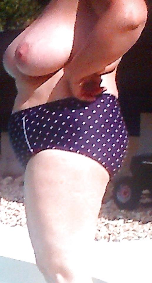 16P MY WIFE IN SWIMSUIT