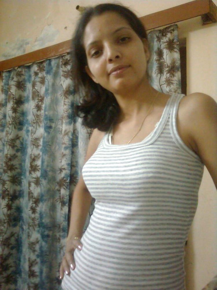 25P Pakistani call girl Asma