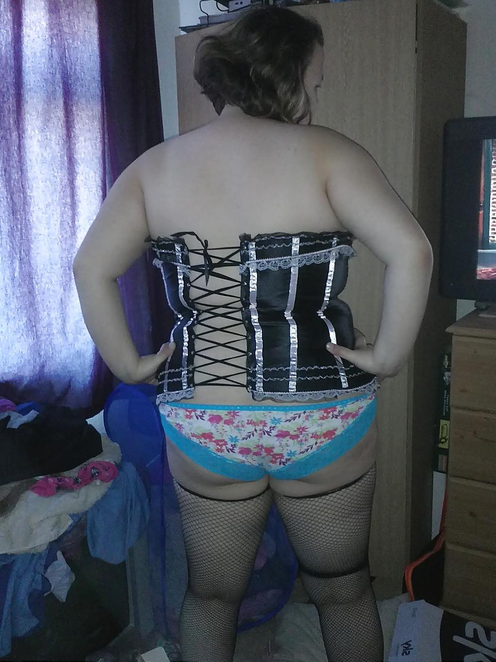 11P Cumming on bbw panties and sex toy